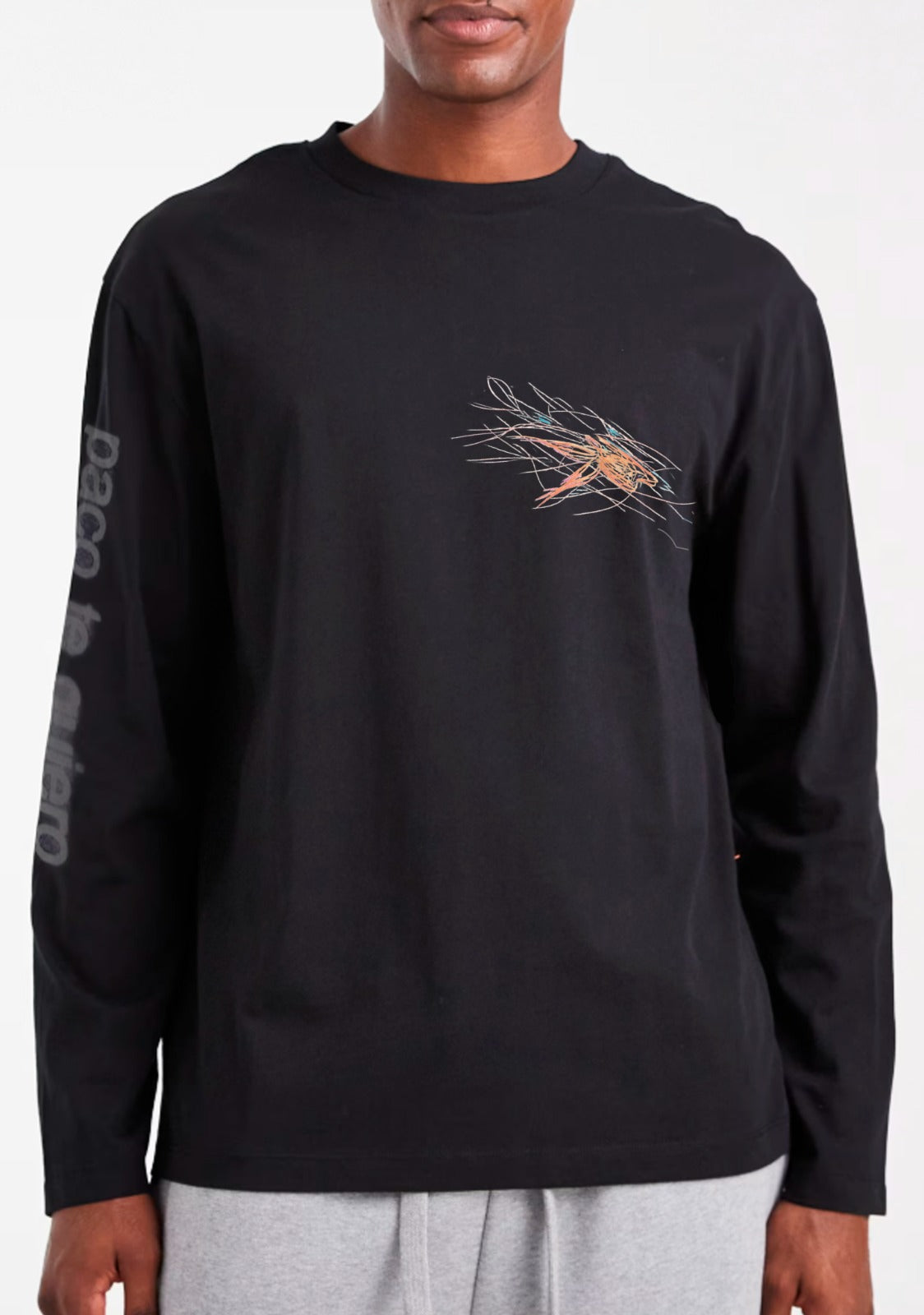 paco te quiero ✶ camiseta negra "hay un pez naranja en el suelo del metro"