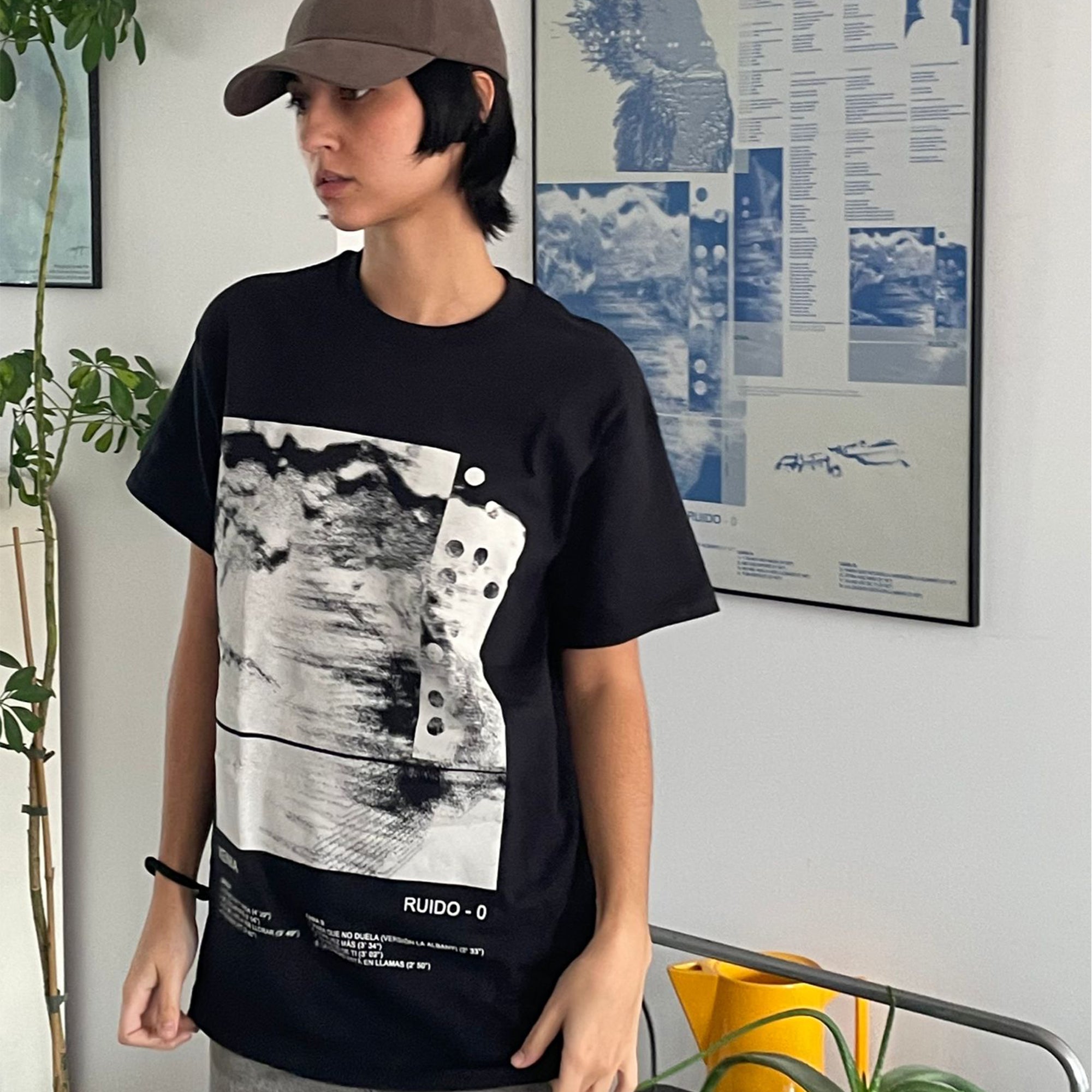 Xenia_camiseta negra