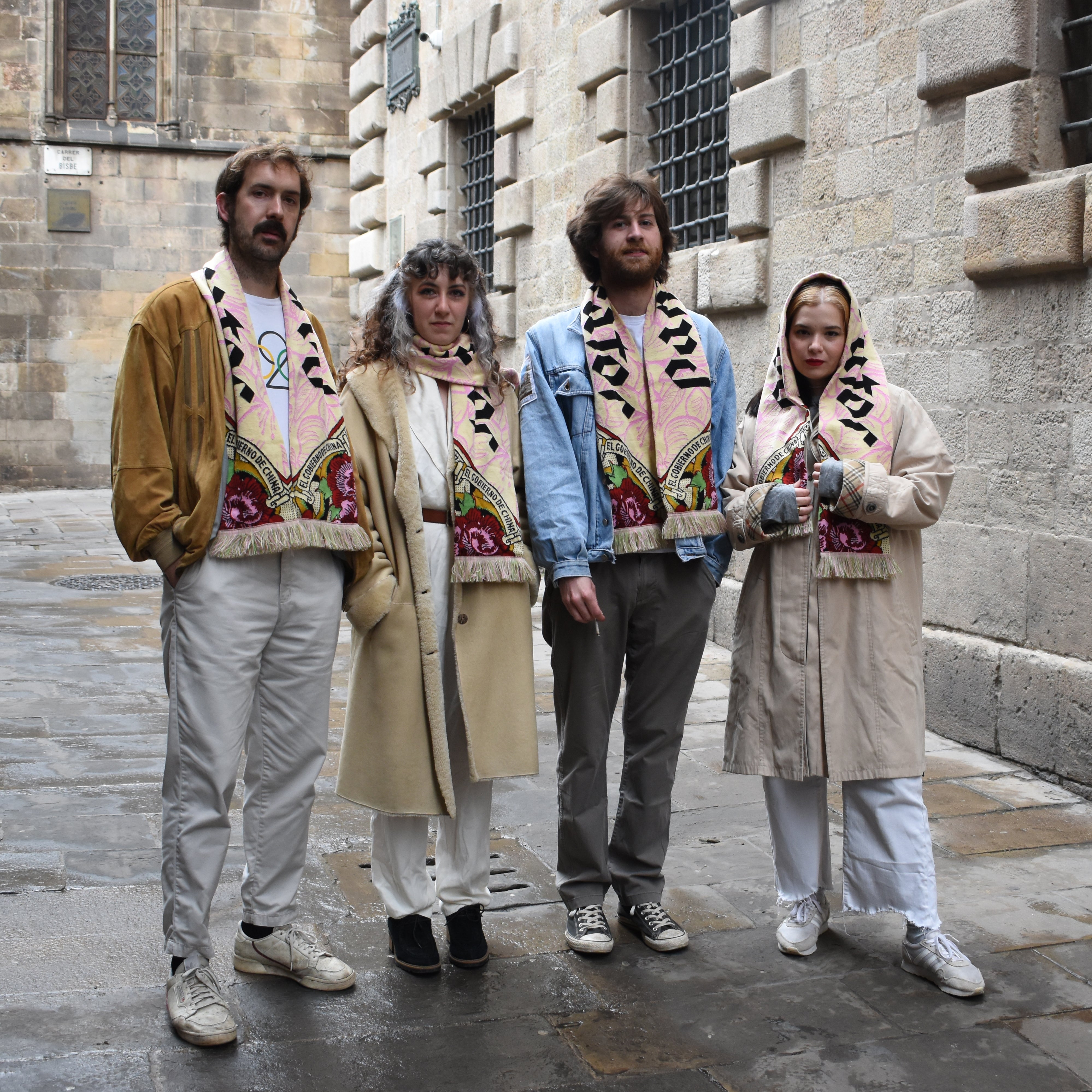 Pantocrator ✶ Bufanda 'El Gobierno de China'