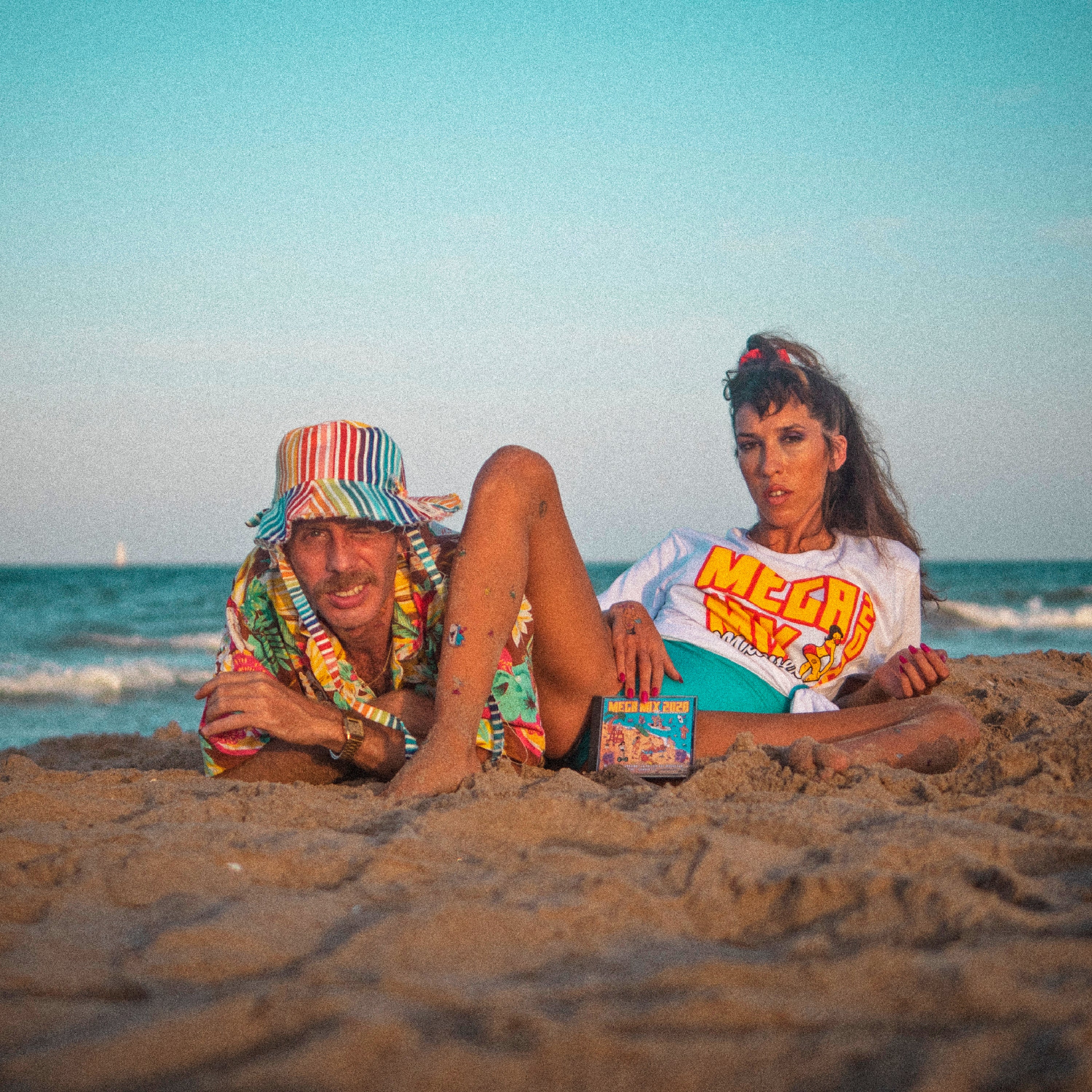 Mueveloreina ✶ CD MEGAMIX 2020